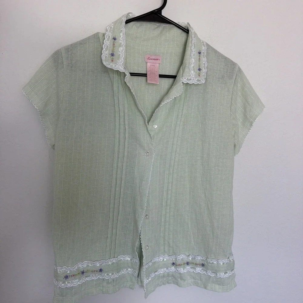 VTG SECRET TREASURES Mint Green Cotton Blend Sleepwear Top Size M